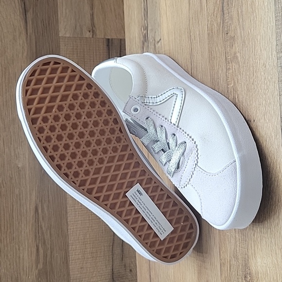 Van's Sport Low Brand new in the box authentic uper leather. - Picture 3 of 12